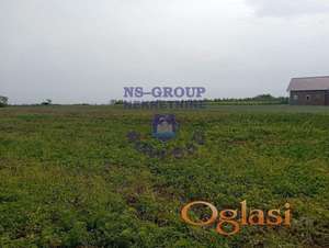 Građevinski plac na odličnoj lokaciji u Čortanovcima!